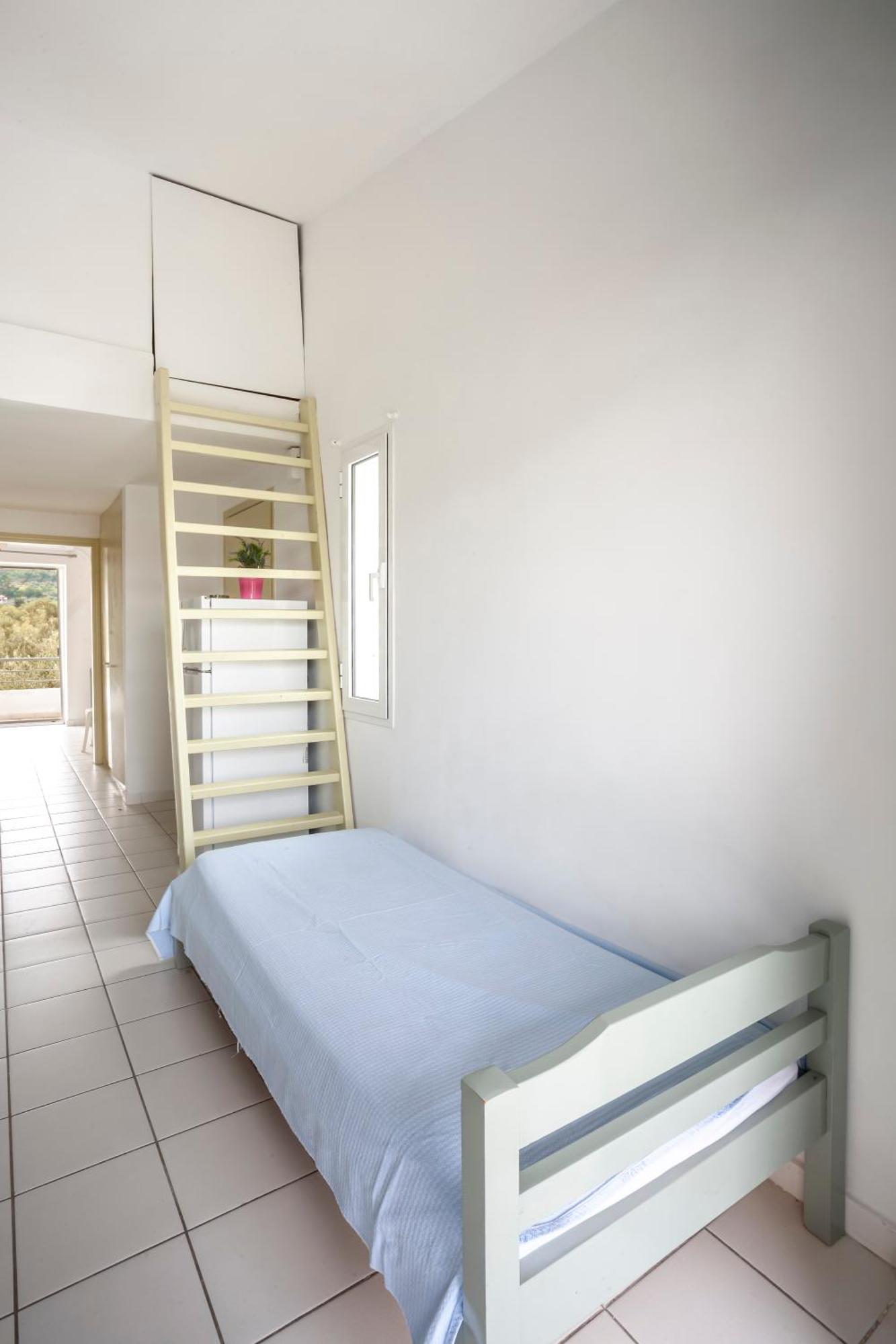 Akrotiri Apartment 佩科霍里 外观 照片