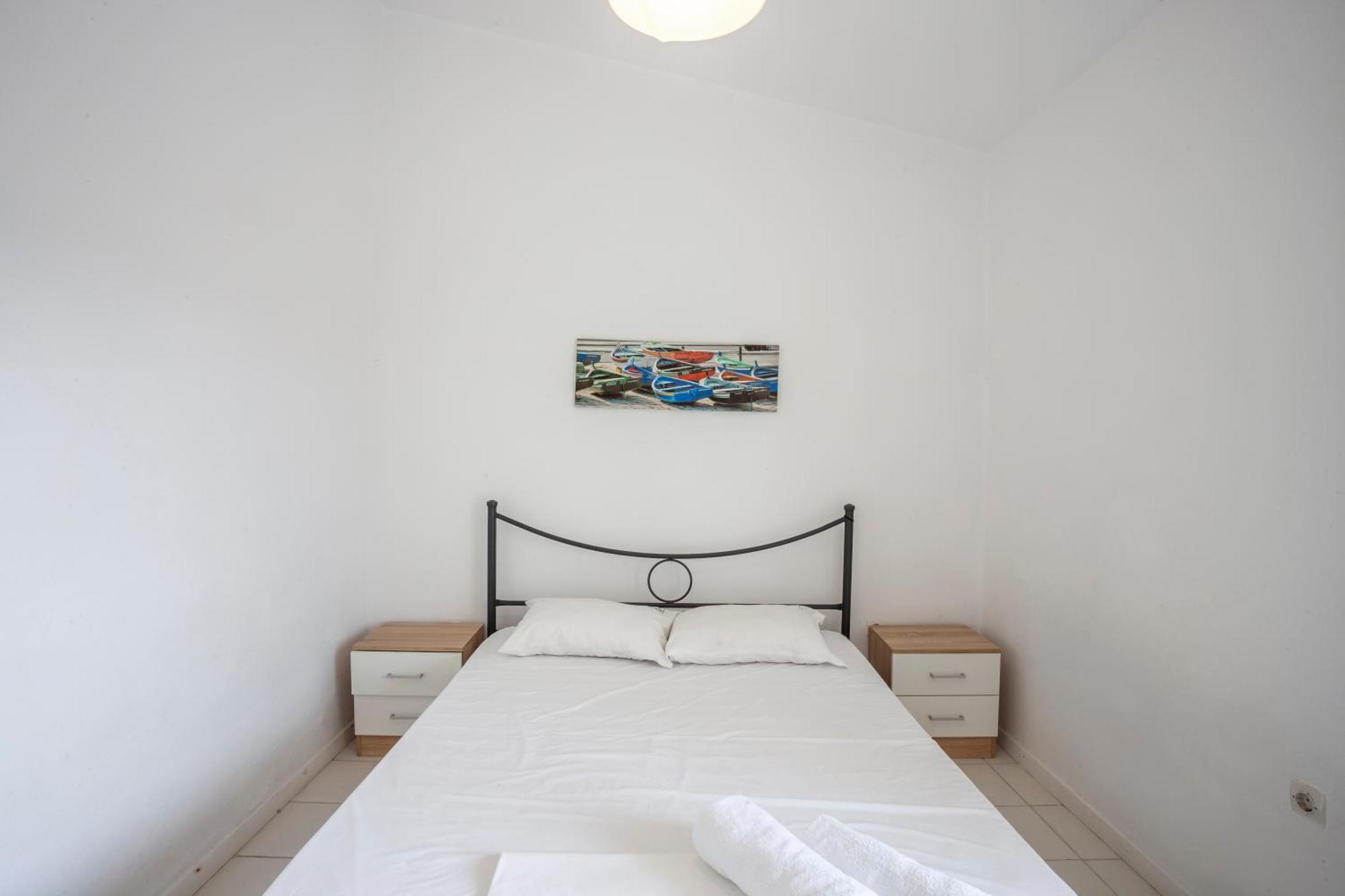 Akrotiri Apartment 佩科霍里 外观 照片