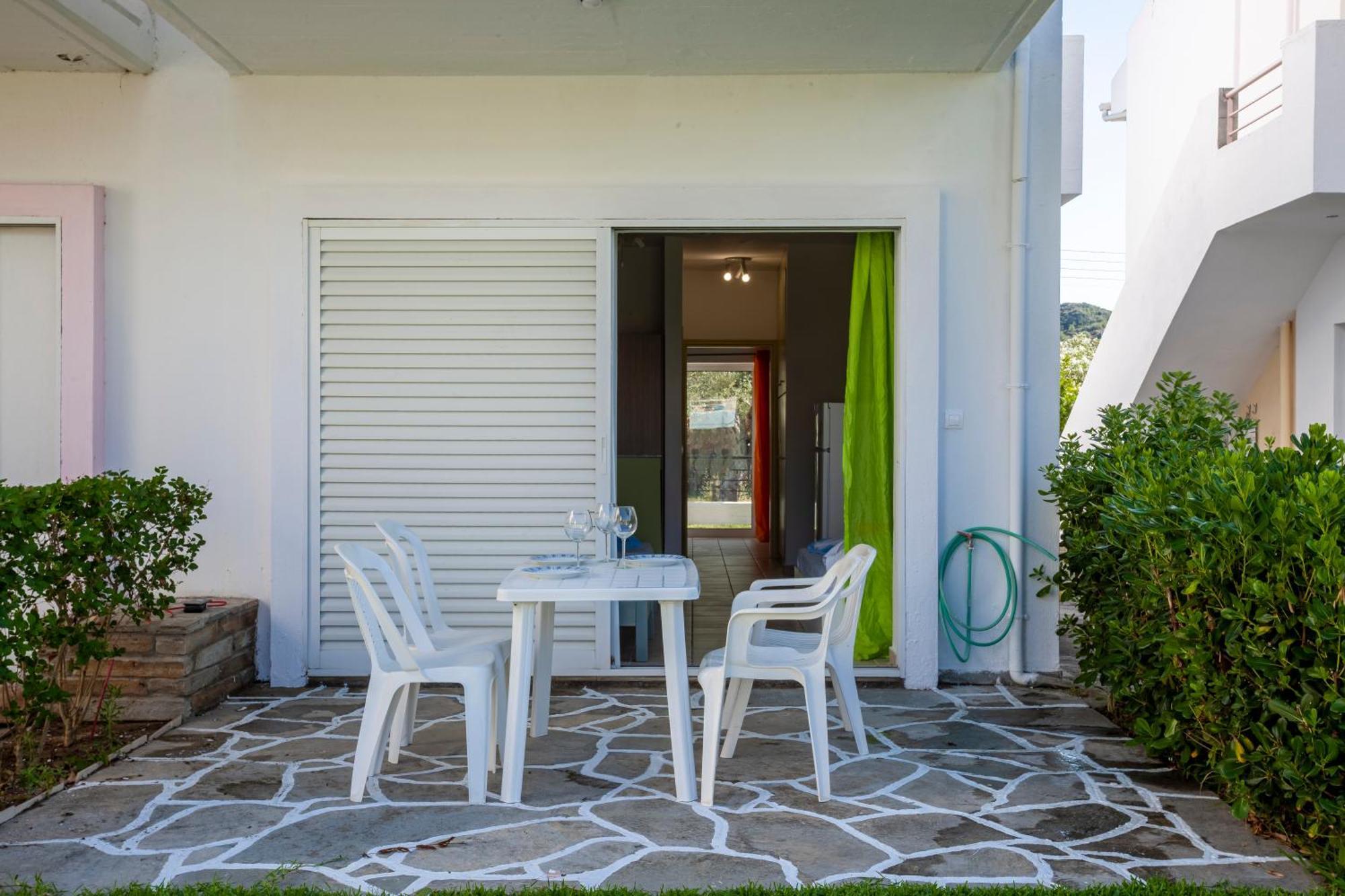 Akrotiri Apartment 佩科霍里 外观 照片